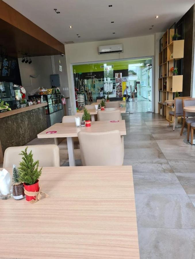 Spacious Minimalist Studio At Matina Enclaves Davao Экстерьер фото